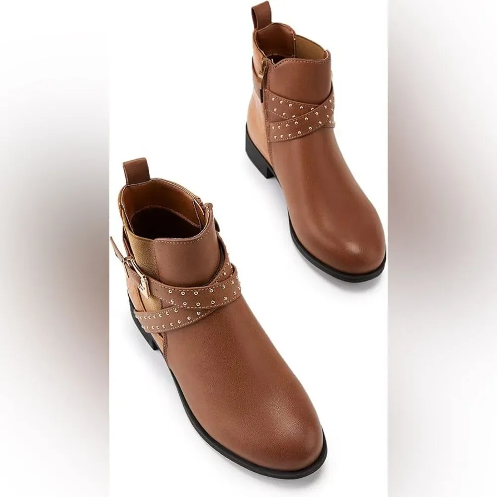 Tan Low Ankle Boots Vegan Faux Leather Women's 6.5 Studs Buckle Western Boho
